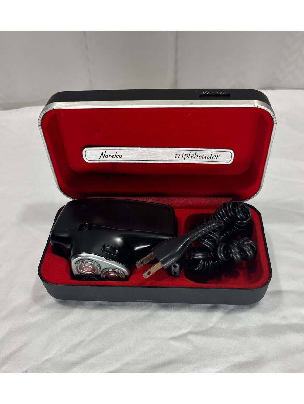 Vintage Norelco Tripleheader Electric Shaver with Case